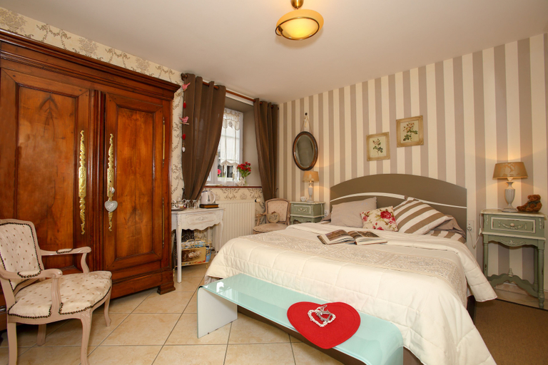 Bedroom 4, Chambres d'hôtes et Gites de Lanevry, Finistère