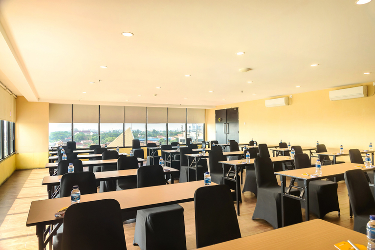 Business Facilities