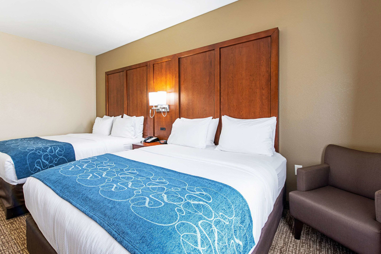 Bedroom 3, Comfort Inn & Suites Pine Bluff, Jefferson