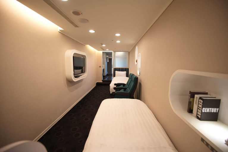 Bedroom 3, Ximen Airline Hotel, Taipei City