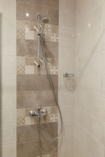 Bathroom 3, Hotel Frigopan, Maritsa