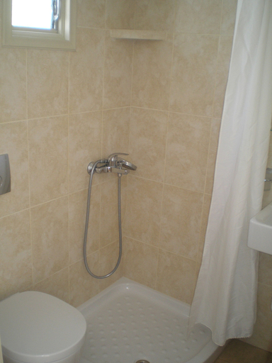 Bathroom 4, Golden Sun, South Aegean