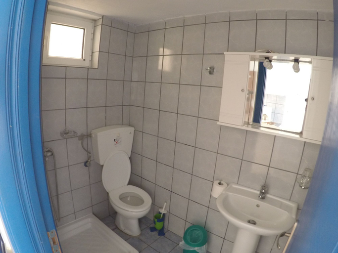 Bathroom 5, Villa Ariadni, Thessaly