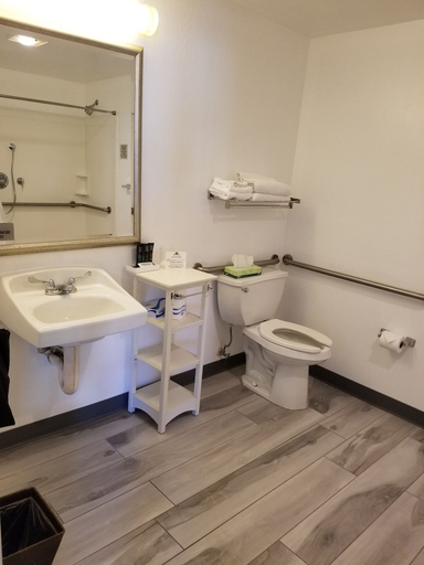 Bathroom 5, Wharf Inn, San Francisco