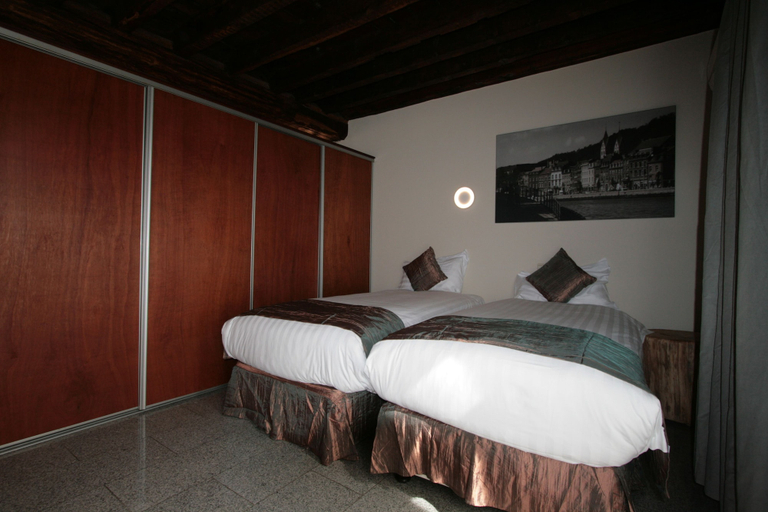 Bedroom 3, Amosa Liège City Centre Apart Regence 10, Liège