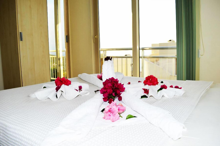 Room 4, 1 Bedroom Apartment Sea View 8 by Likya Global, Milas