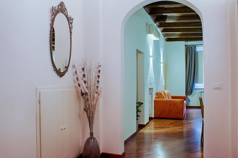 Room amenity 2, Casa Bella Little Venice, Bologna
