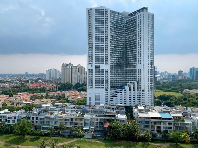 Exterior & Views 4, Lavish and Elegant 1BR at The Mansion Kemayoran Apartment By Travelio, North Jakarta