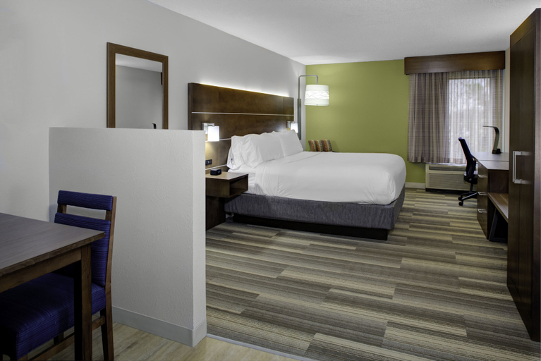 Bedroom 3, Holiday Inn Express CHESTER by IHG, Chesterfield