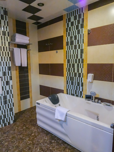 Bathroom 4, Dubai International Hotel, Baku