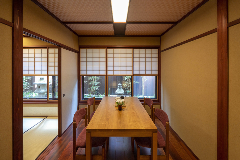 Others 5, Utaimachi, Kanazawa