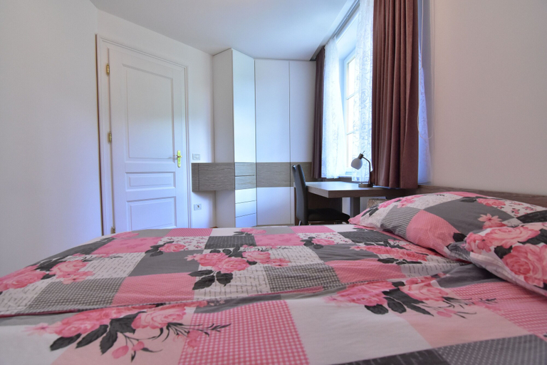 Bedroom 2, Vila Kljuce Apartments Bled, Bled