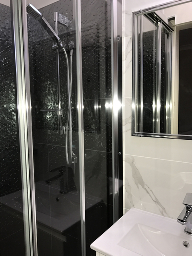 Bathroom 3, Mollymook Paradise Haven Motel, Shoalhaven - Pt B