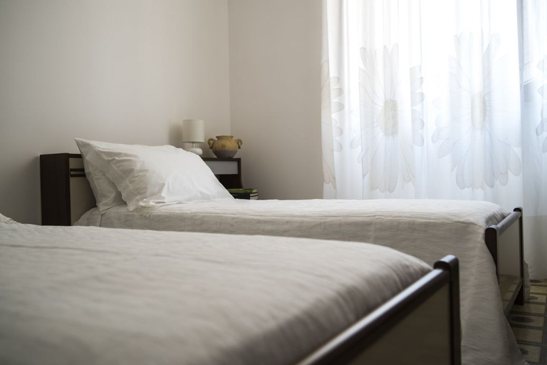 Bedroom 2, La Veranda B&B, Agrigento