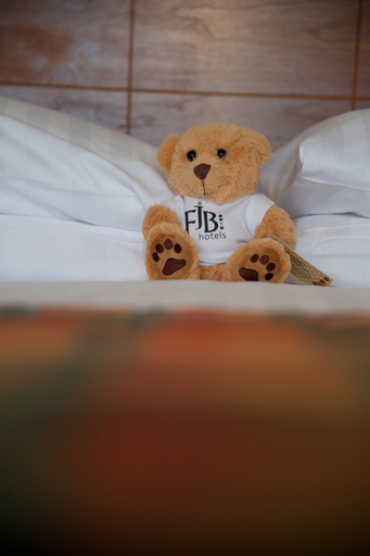 Bedroom 4, Sandbanks Hotel, Poole