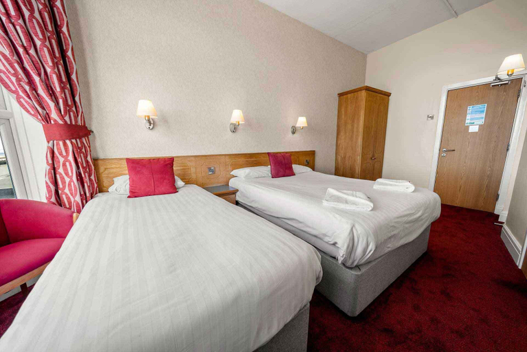 Bedroom 2, Claremont Hotel, Blackpool