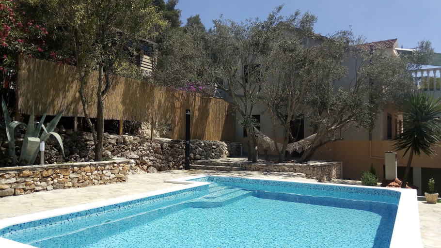 Sport & Beauty 5, Apartments Franica, Vela Luka