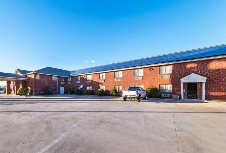 Exterior & Views 2, Travelodge by Wyndham Decatur TX I-287, Wise