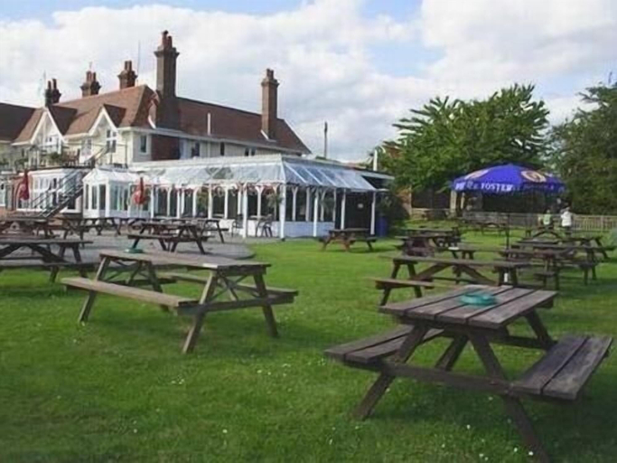 Exterior & Views 4, The Victory at Mersea, Essex