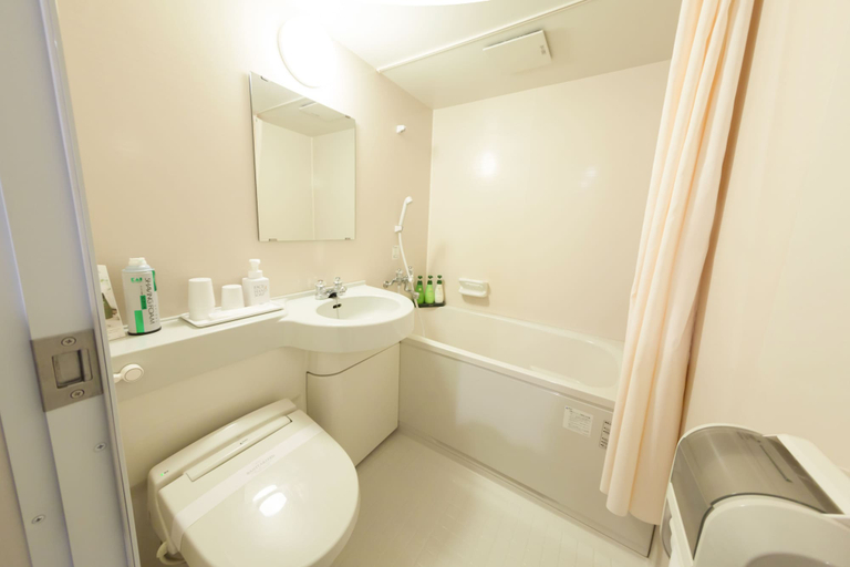Bathroom 3, Beppu Daiiti Hotel, Beppu