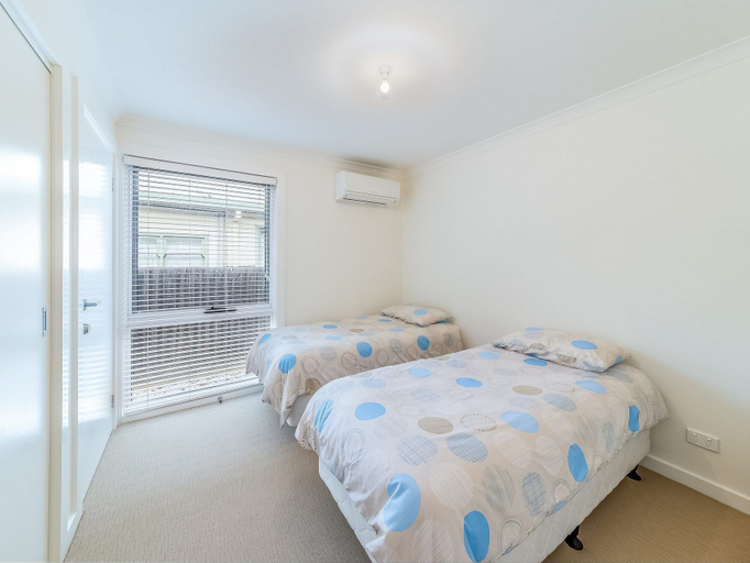 Bedroom 2, Genesta 5B House in Cowes, Bass Coast  - Phillip Is.