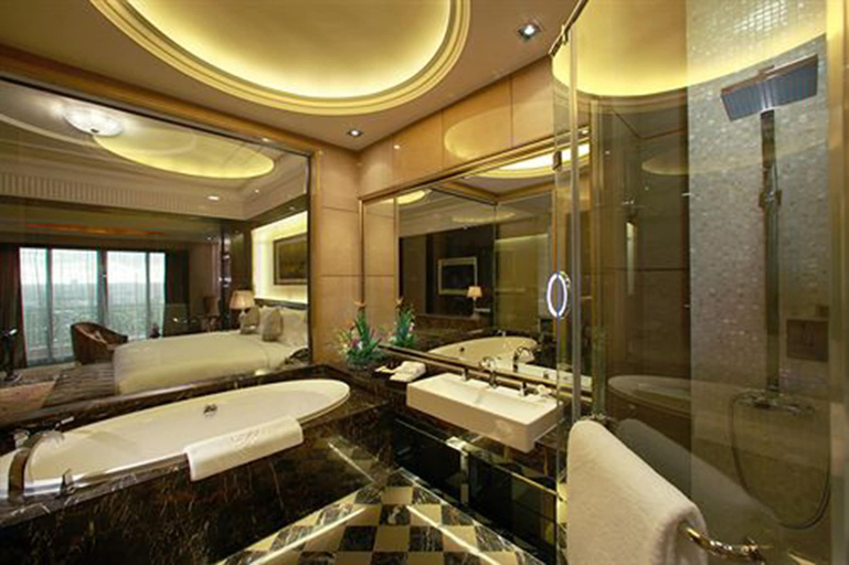 Bathroom 5, Chateau Star River Pudong Shanghai, Shanghai