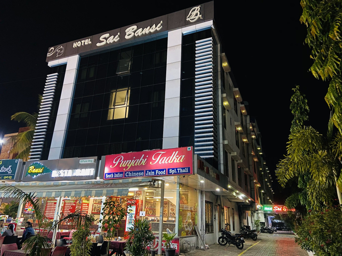 Exterior & Views 1, Hotel Sai Bansi, Ahmadnagar