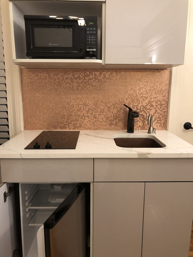Others 5, Hamilton Suites, New York