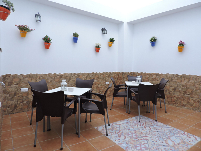Others 5, Hostal Delia, Málaga