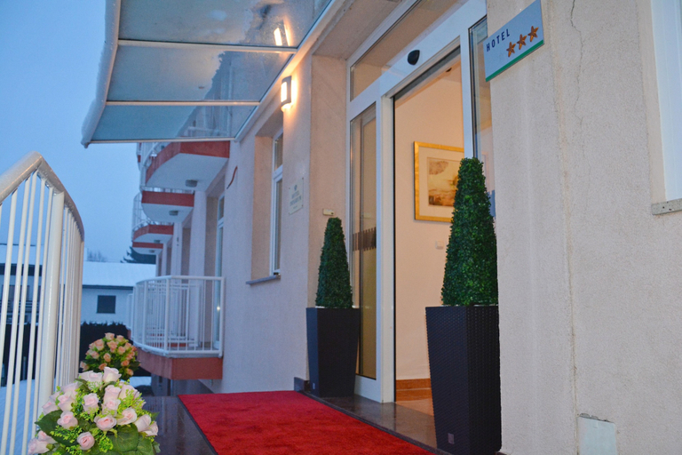 Exterior & Views 2, Hotel Imperium, Moravske Toplice