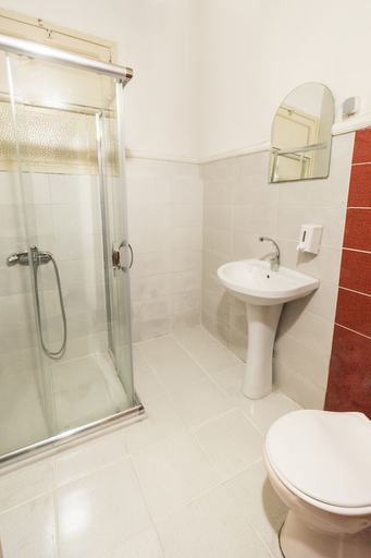 Bathroom, Levanten Hostel, Beyoğlu