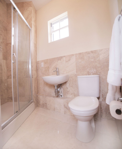 Bathroom 4, Lantana Resort