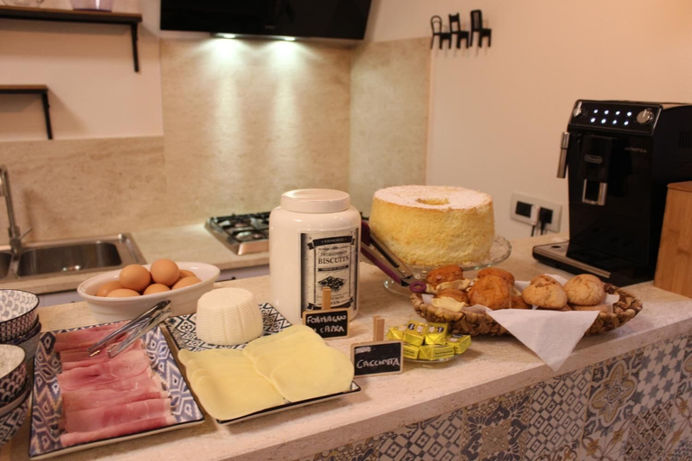 Food & Drinks 5, Cagliari Old Town B&B, Cagliari