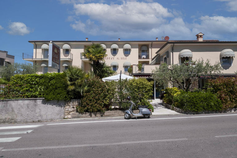 Exterior & Views 2, Hotel al Sole Bardolino, Verona