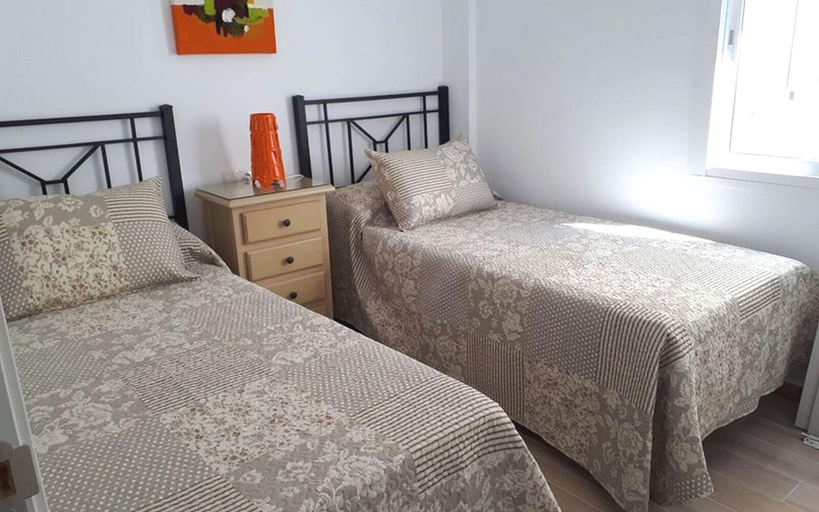 Bedroom 2, Calle Miguel de Cervantes | 6 Pax | First Line | 3687-AW, Málaga
