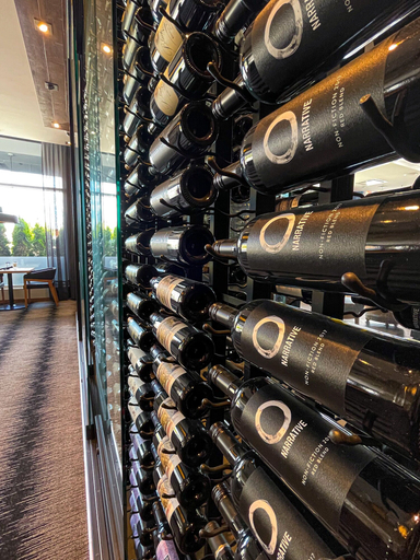 Food & Drinks 5, Hampton Inn & Suites by Hilton Kelowna Airport, Central Okanagan