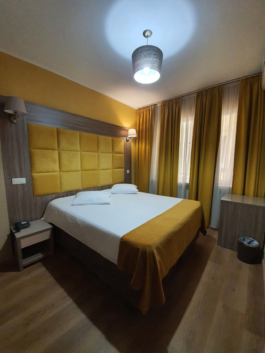 Bedroom 3, Hotel Midi - Zuid, Bruxelles