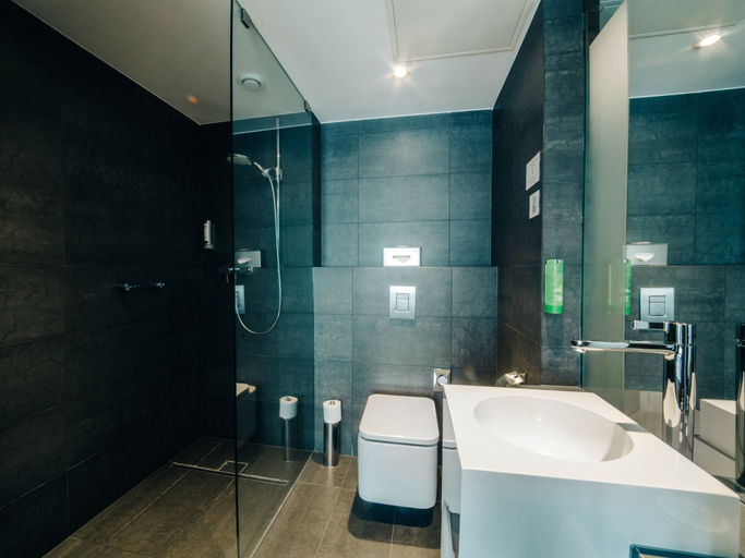 Bathroom 4, Q Hotel Grand Cru Gdańsk, Gdańsk City