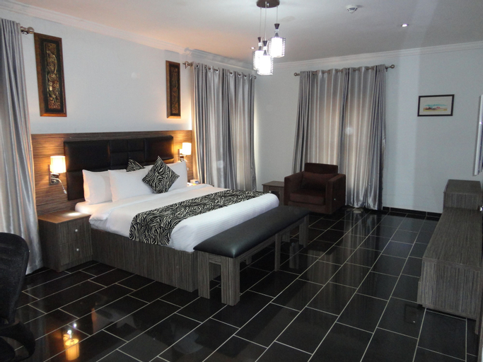Bedroom 3, Best Western Plus Elomaz Hotel, Oshimili South