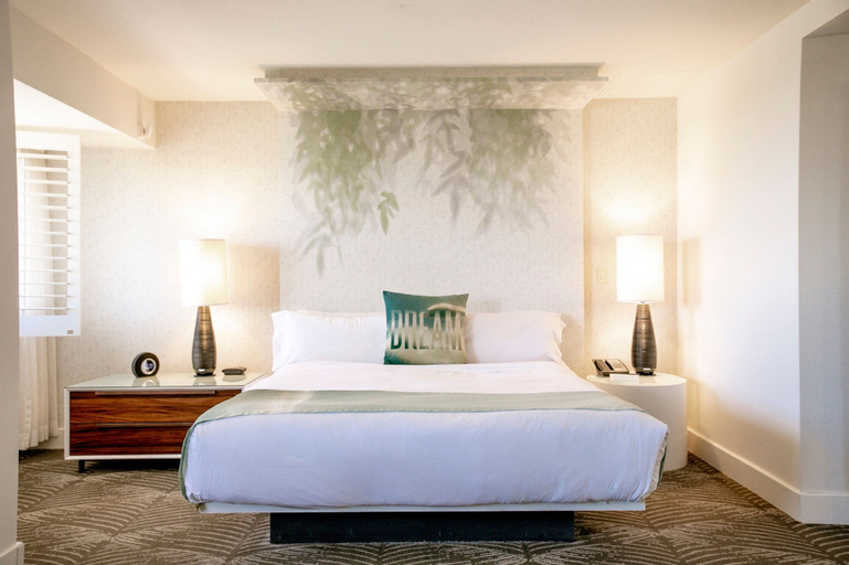 Bedroom 28
