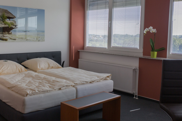 Bedroom 5, Hotel Weitblick, Bielefeld