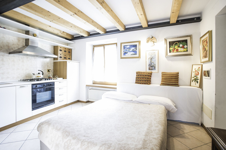 Bedroom 3, Hotel Doria, Trento