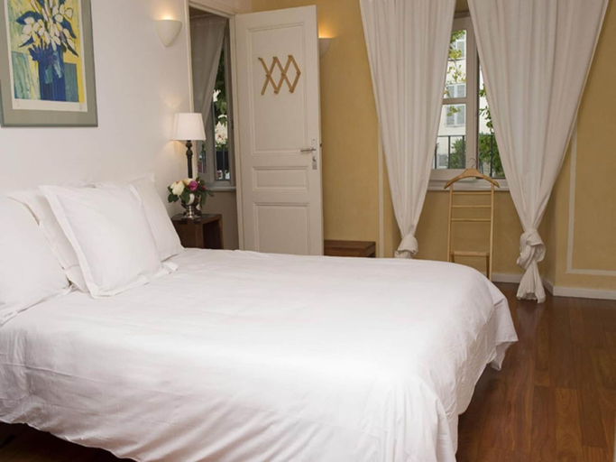 Bedroom 2, Hotel La Bougnate, Haute-Loire