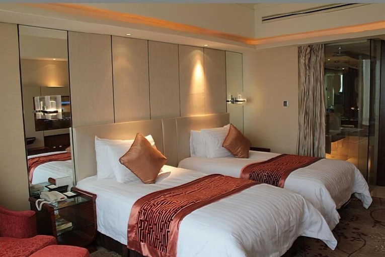 Bedroom 3, New Century Grand Hotel Tonglu Hangzhou China, Hangzhou