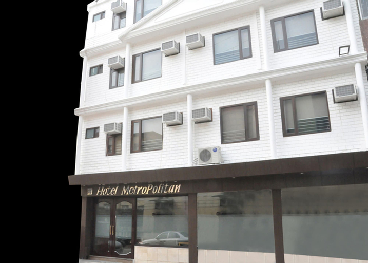 Hotel Metropolitan Karol Bagh, West
