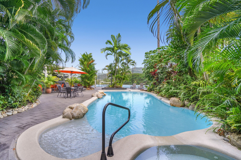 Sport & Beauty 2, Amaroo at Trinity, Cairns