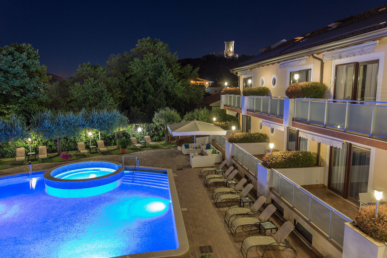 Exterior & Views 2, Hotel Porta Rosa, Salerno