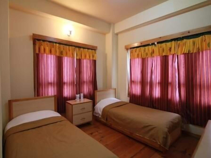Bedroom 2, Hotel Phunsum, Wangchang