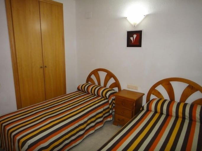Bedroom 3, Apartamentos Mediterraneo-46, Castellón