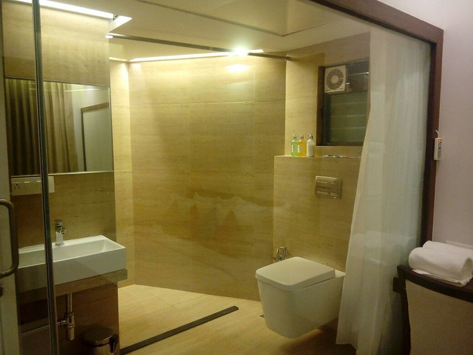 Bathroom 3, Jivanta Hotel, Ahmadnagar